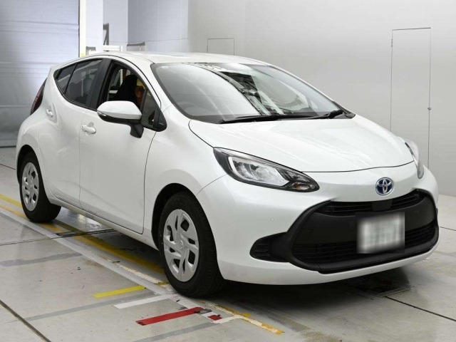 Toyota AQUA 2024 7659847-5