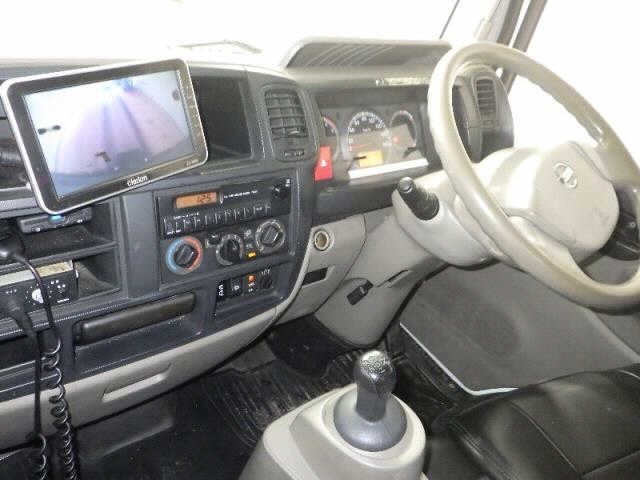 Nissan ATLAS 2010 7656367-3