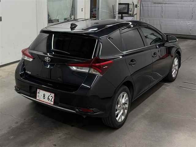 Toyota AURIS 2016 7655038-5