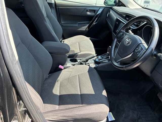 Toyota AURIS 2016 7655038-7