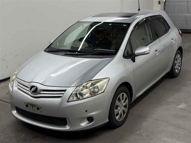 Toyota AURIS 2011 7655039-4