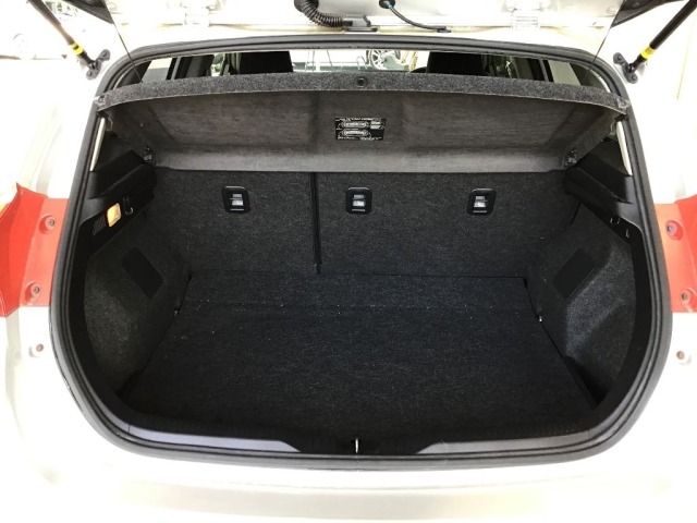 Toyota AURIS 2013 7655040-7