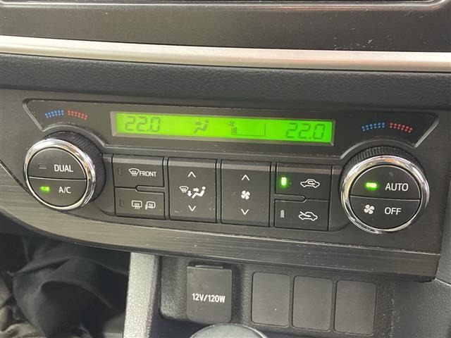 Toyota AURIS 2013 7655082-5
