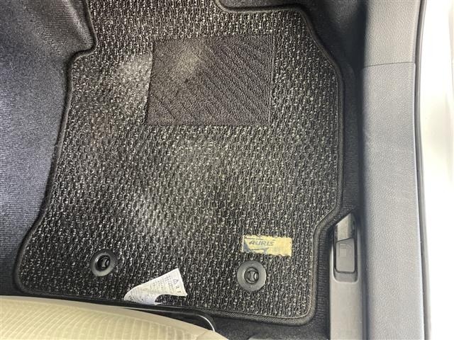 Toyota AURIS 2013 7655082-6