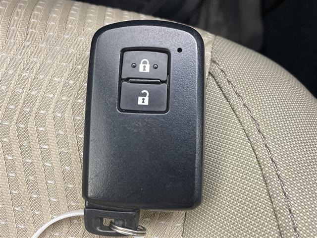 Toyota AURIS 2013 7655082-8