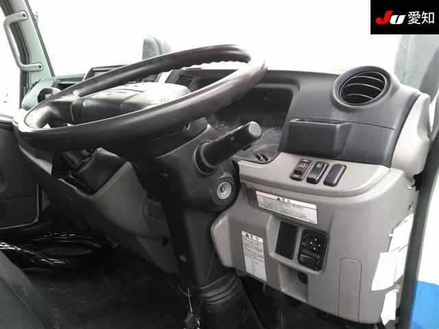 Mitsubishi CANTER 2017 7658047-5