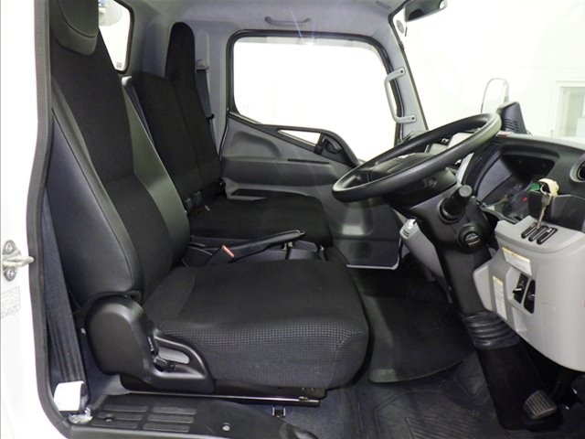 Mitsubishi CANTER 2023 7658058-5