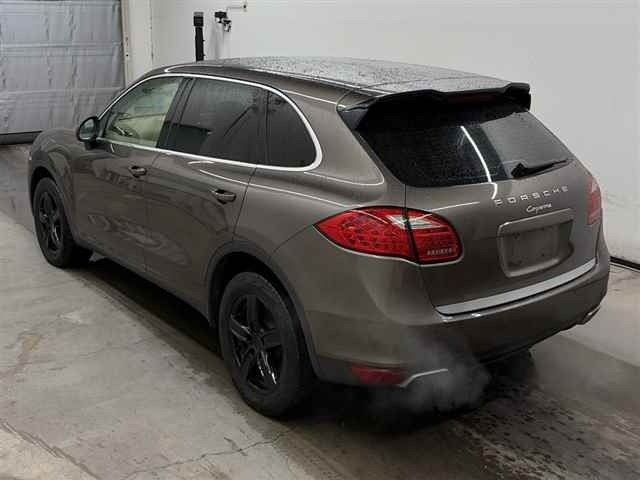 Porsche CAYENNE 2013 7647623-1