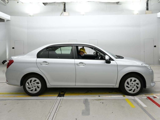 Toyota COROLLA AXIO 2021 7654325-3