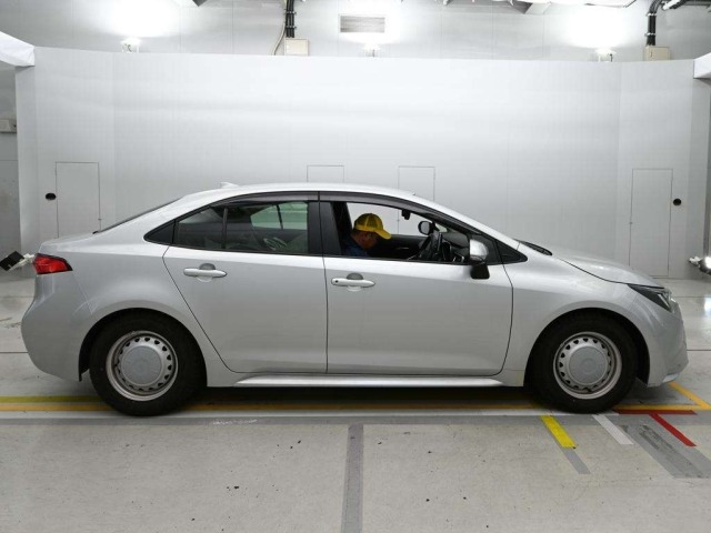Toyota COROLLA 2021 7658379-3