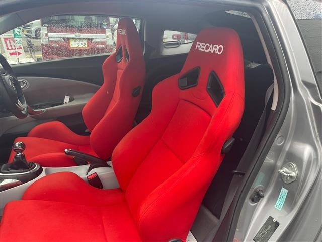 Honda CR-Z 2010 7645756-1