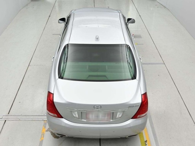 Toyota CROWN MAJESTA 2009 7656197-8