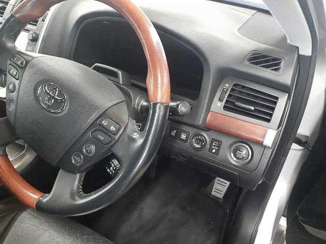 Toyota CROWN MAJESTA 2009 7656197-9