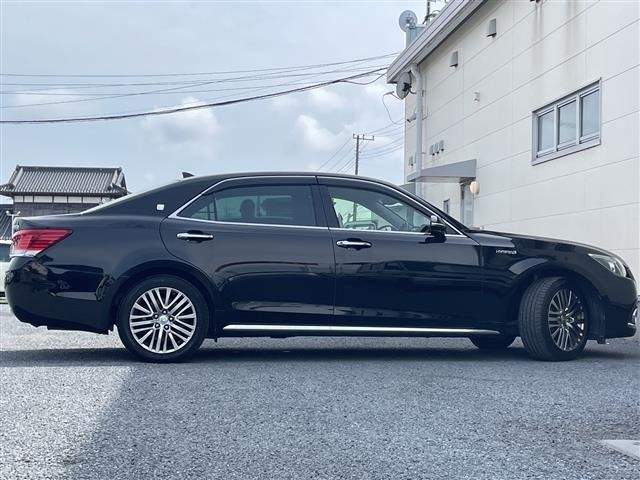 Toyota CROWN MAJESTA 2014 7656230-6