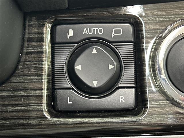 Toyota CROWN 2017 7651499-12