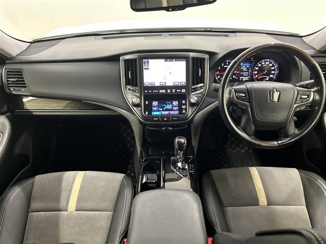 Toyota CROWN 2017 7651499-14