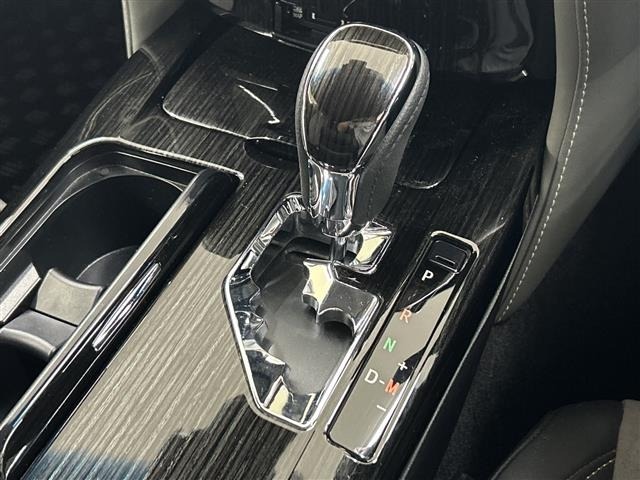 Toyota CROWN 2017 7651499-3