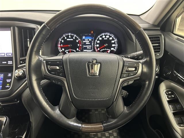 Toyota CROWN 2017 7651499-4