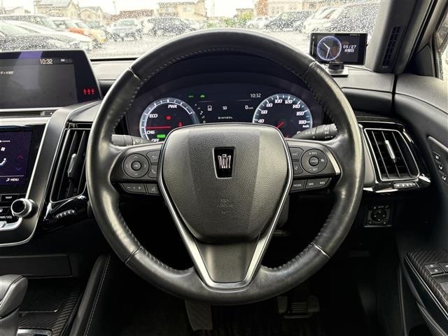 Toyota CROWN 2018 7651561-15