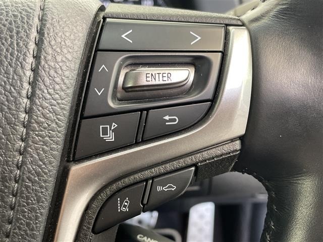 Toyota CROWN 2017 7651614-11