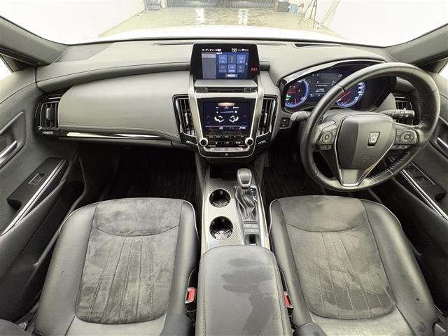 Toyota CROWN 2018 7651703-15