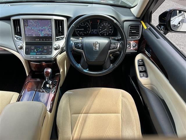 Toyota CROWN 2013 7651768-15