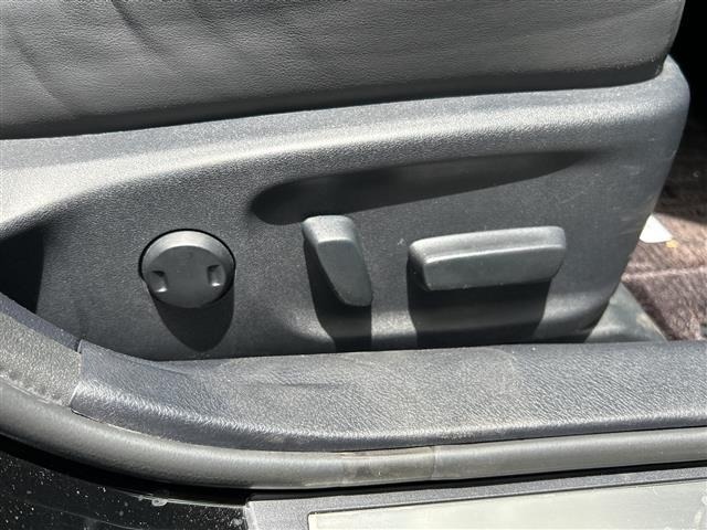 Toyota CROWN 2017 7651787-2