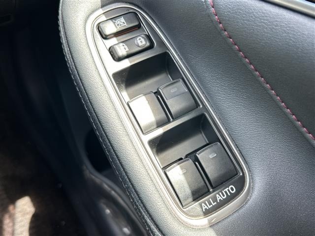 Toyota CROWN 2017 7651787-22