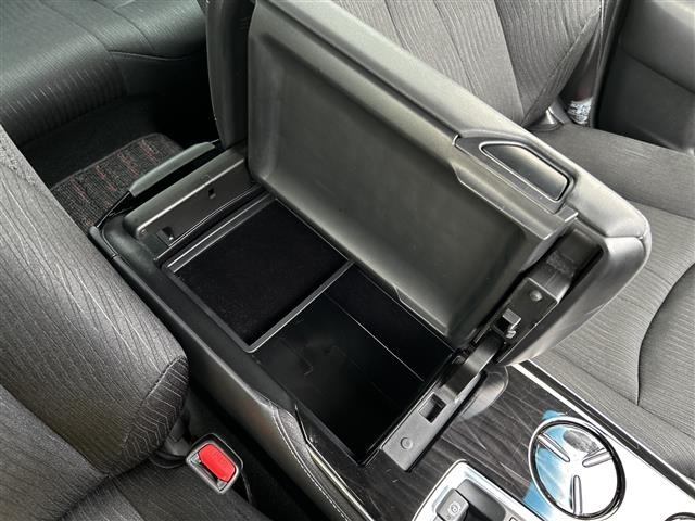 Toyota CROWN 2019 7651801-2