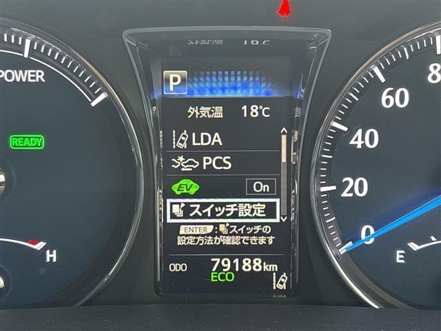 Toyota CROWN 2017 7651811-19