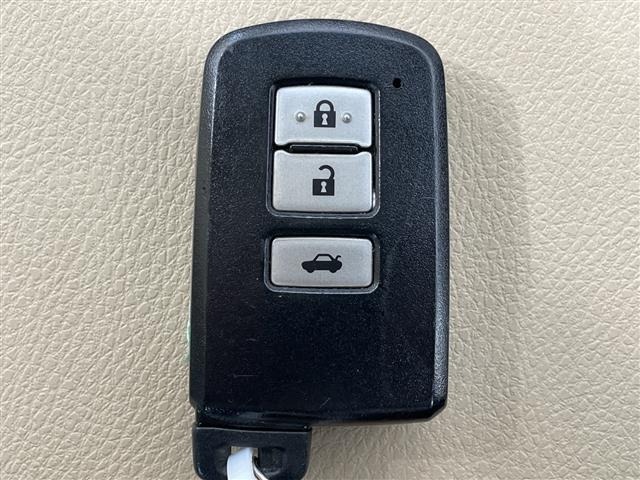 Toyota CROWN 2016 7651828-19
