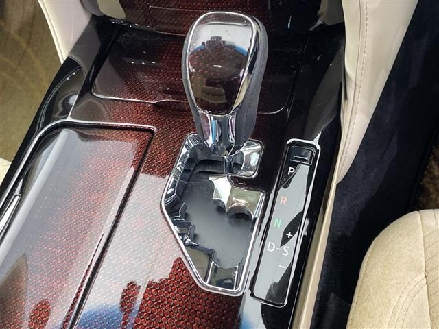 Toyota CROWN 2016 7651828-20