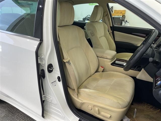 Toyota CROWN 2016 7651828-6