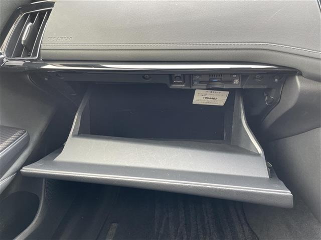 Toyota CROWN 2018 7651829-5