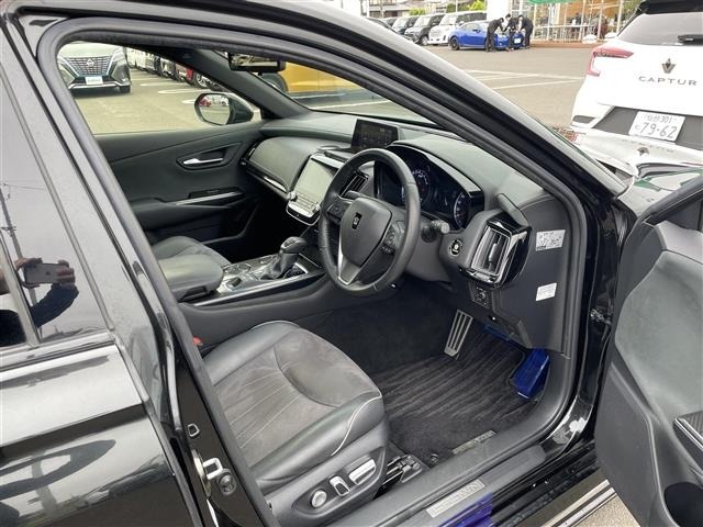 Toyota CROWN 2018 7651829-9