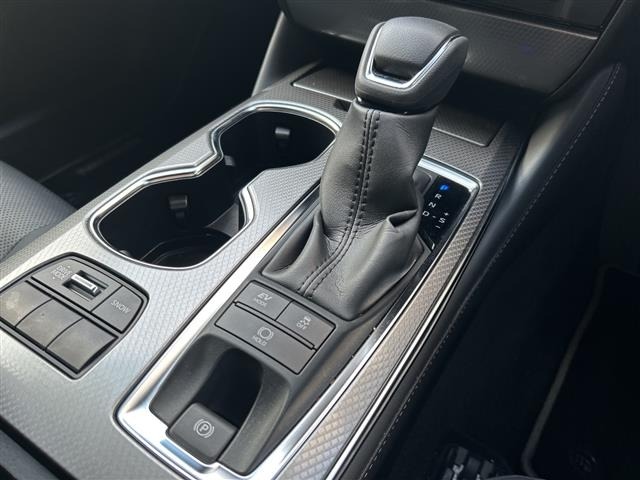 Toyota CROWN 2022 7651852-21