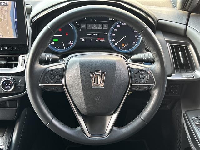 Toyota CROWN 2022 7651852-3