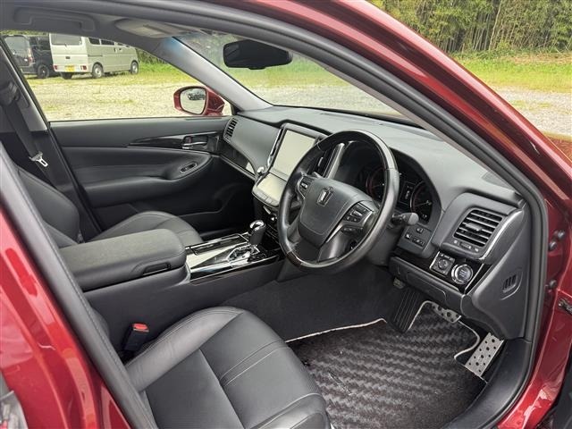Toyota CROWN 2017 7651860-14