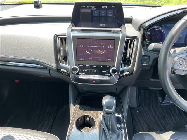 Toyota CROWN 2019 7651861-21