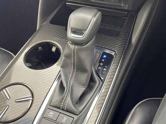 Toyota CROWN 2018 7651869-3