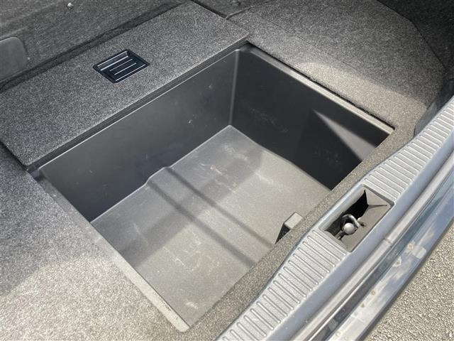 Toyota CROWN 2017 7651896-10