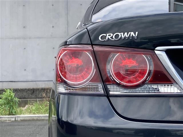 Toyota CROWN 2017 7651896-12
