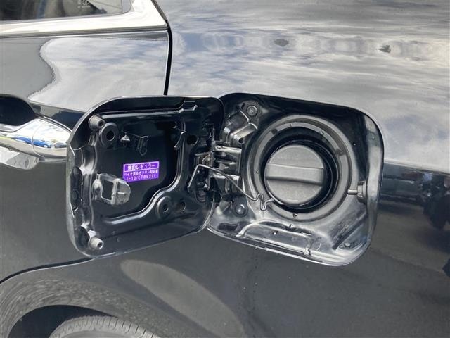 Toyota CROWN 2017 7651896-24