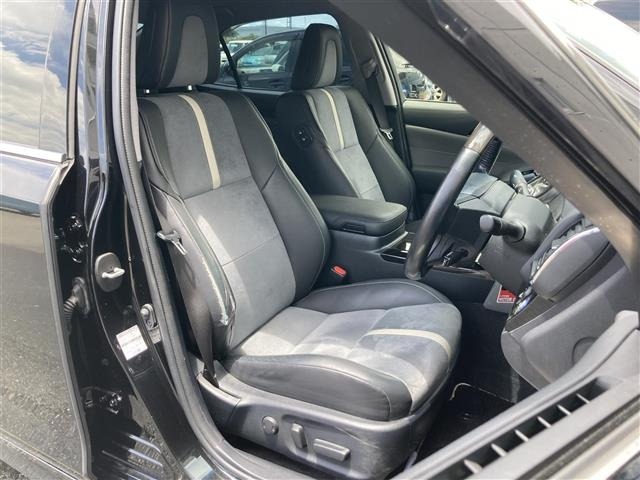 Toyota CROWN 2017 7651896-27