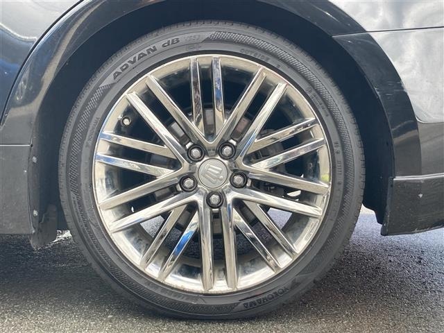 Toyota CROWN 2017 7651896-37