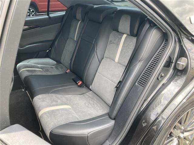 Toyota CROWN 2017 7651896-40