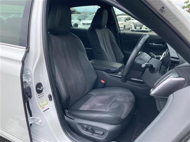 Toyota CROWN 2021 7651913-23