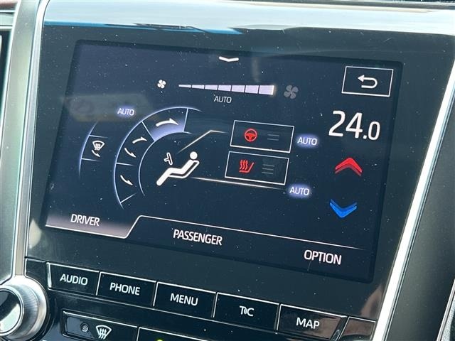 Toyota CROWN 2018 7651914-1