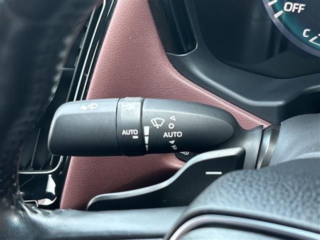 Toyota CROWN 2018 7651914-12