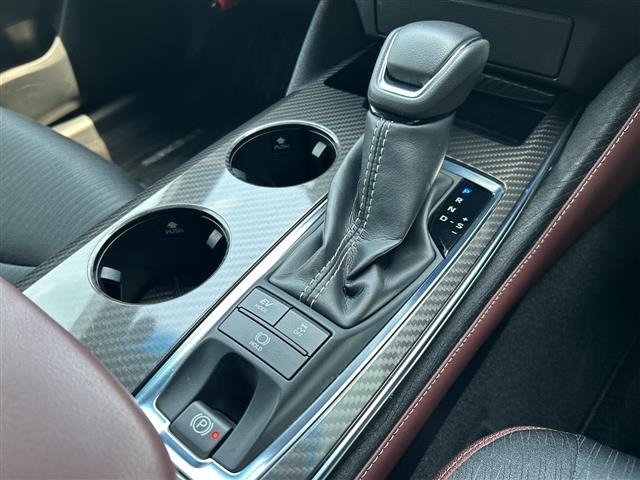 Toyota CROWN 2018 7651914-3